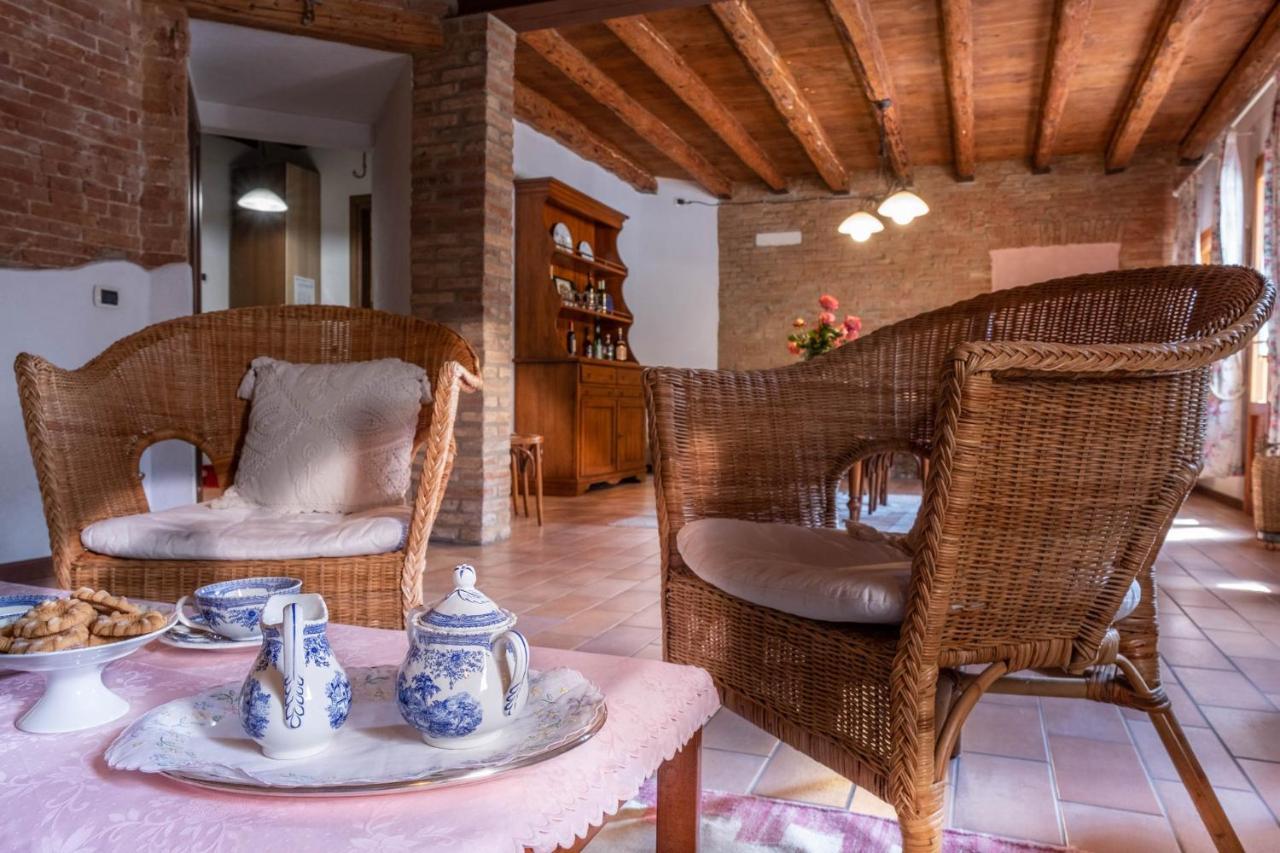 Le 4 Rose Farm stay *